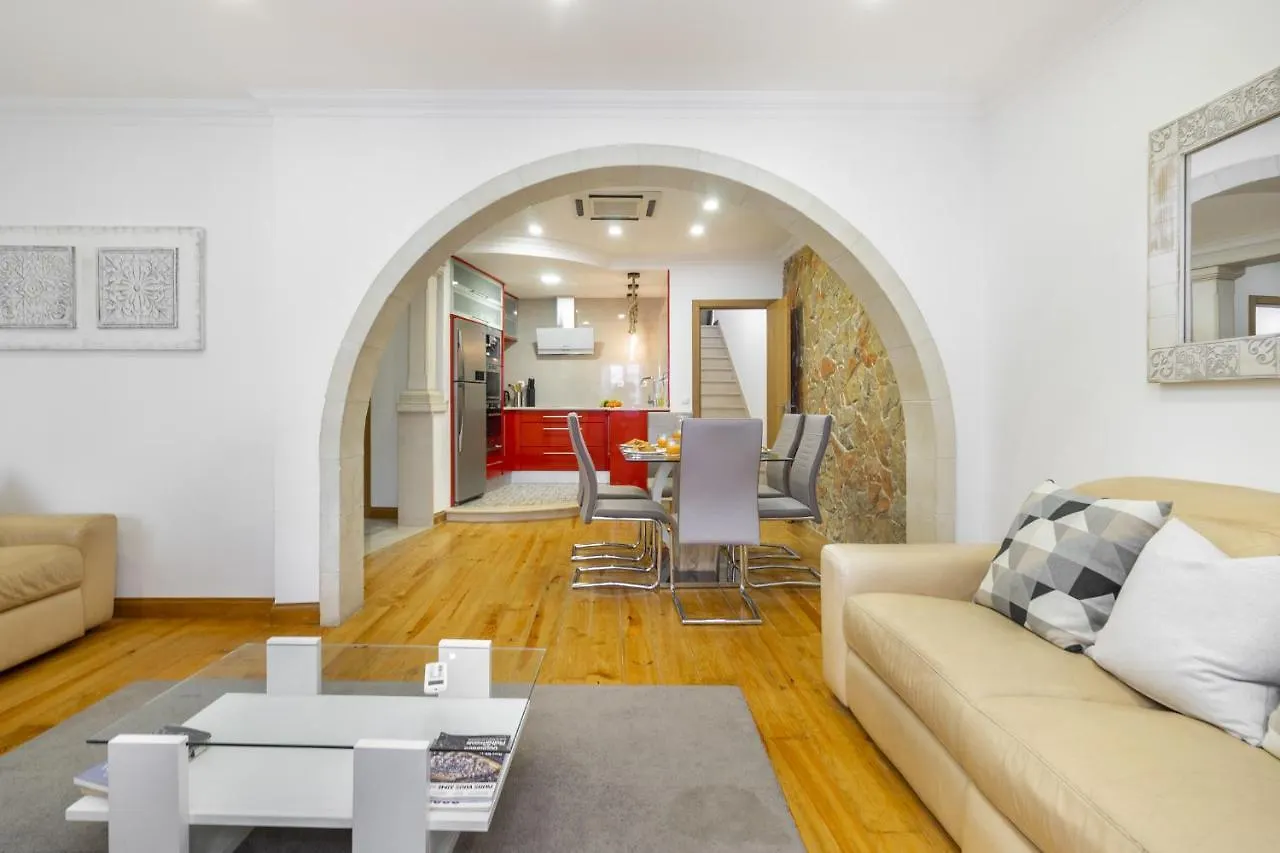 Alfama Deluxe Apartment Lisbona Portogallo