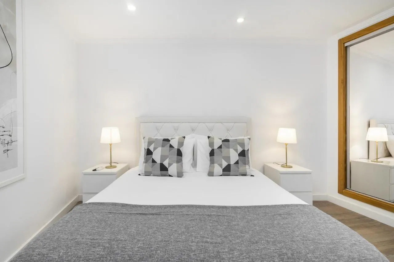 Alfama Deluxe Apartment Lisbona